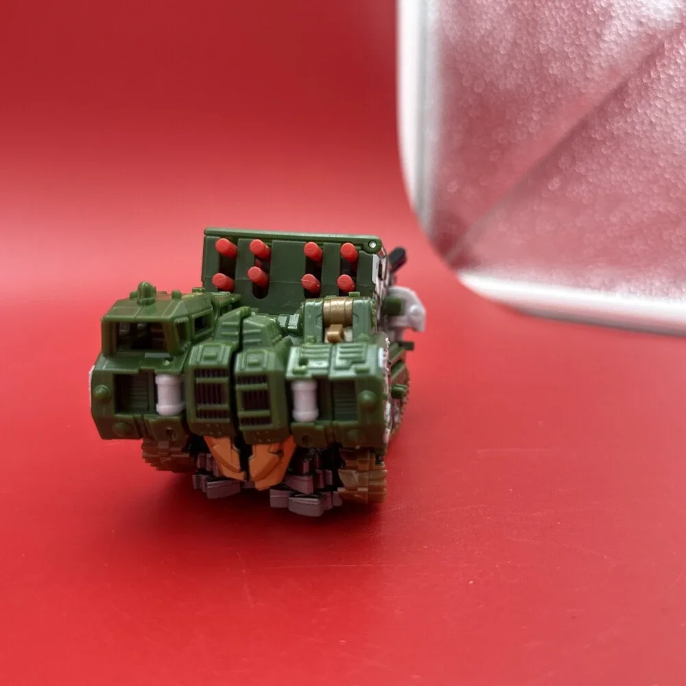 Transformers Hunt for the Decepticons Deluxe Hailstorm Hasbro 2010 Complete